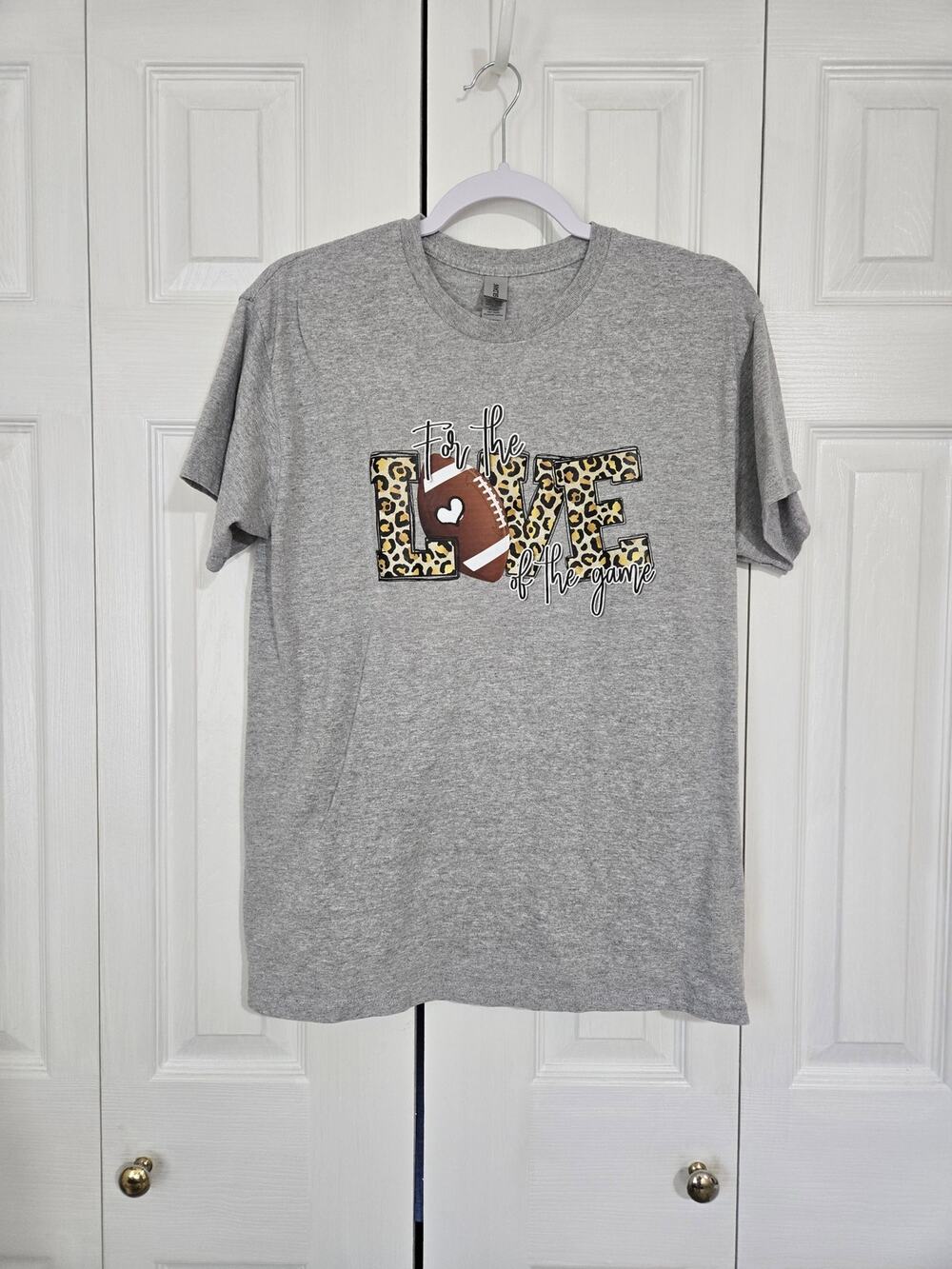 Gildan medium women's grey "for the love of the game" tee